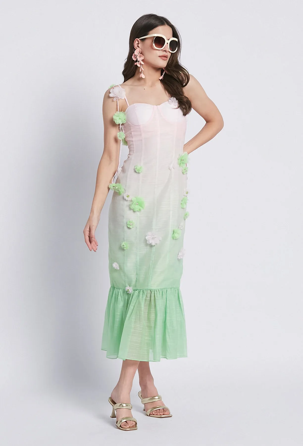 (Pre-order) Alysa Dress